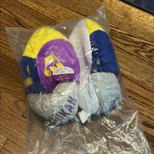 KIDS Hanukkah slippers ages 9-10
Chanukah  boys or girls